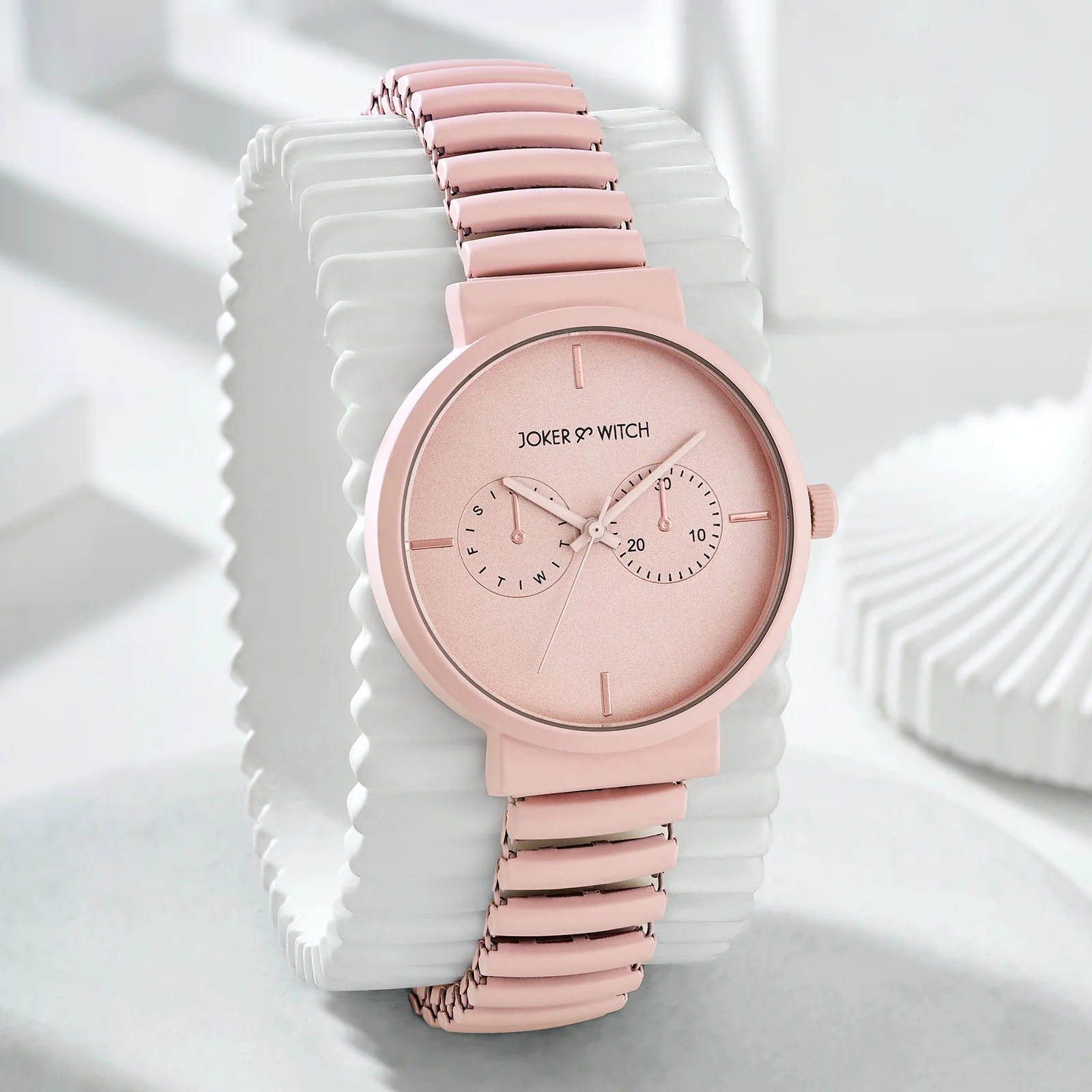 Airo Pink Medium Dial Linked Chain Strap Women's Watch