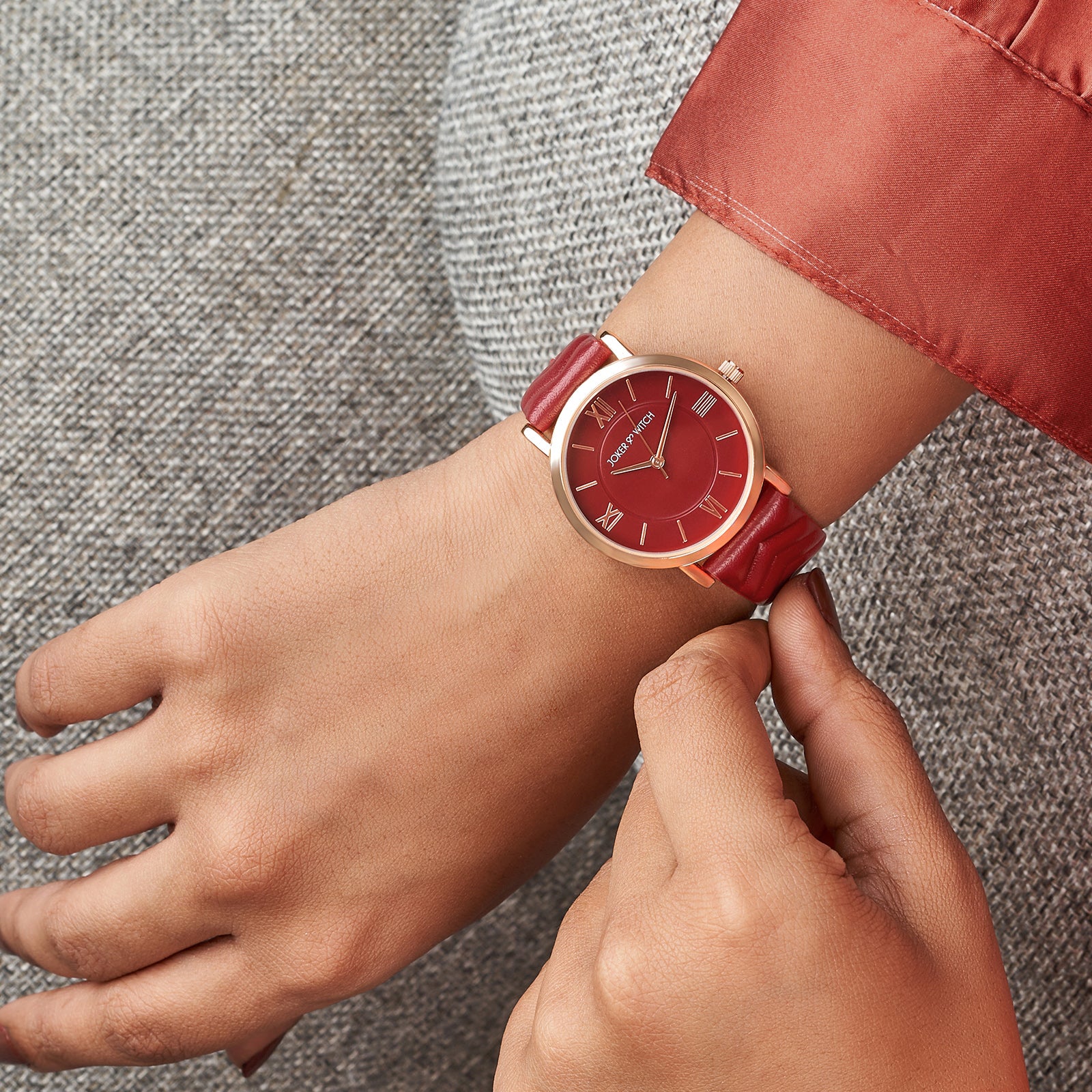 Altair Maroon Medium Dial PU Strap Women's Watch - Image 2