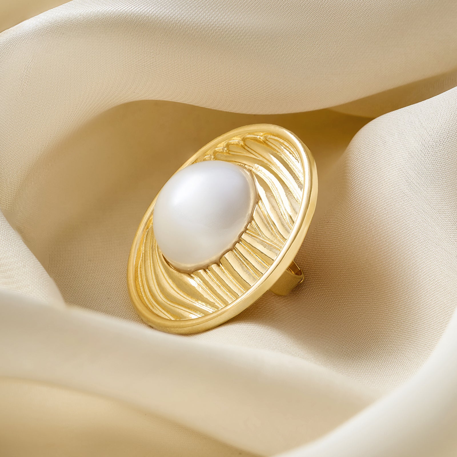 Aurelian Orb Molten Pearl Gold Ring - Image 2