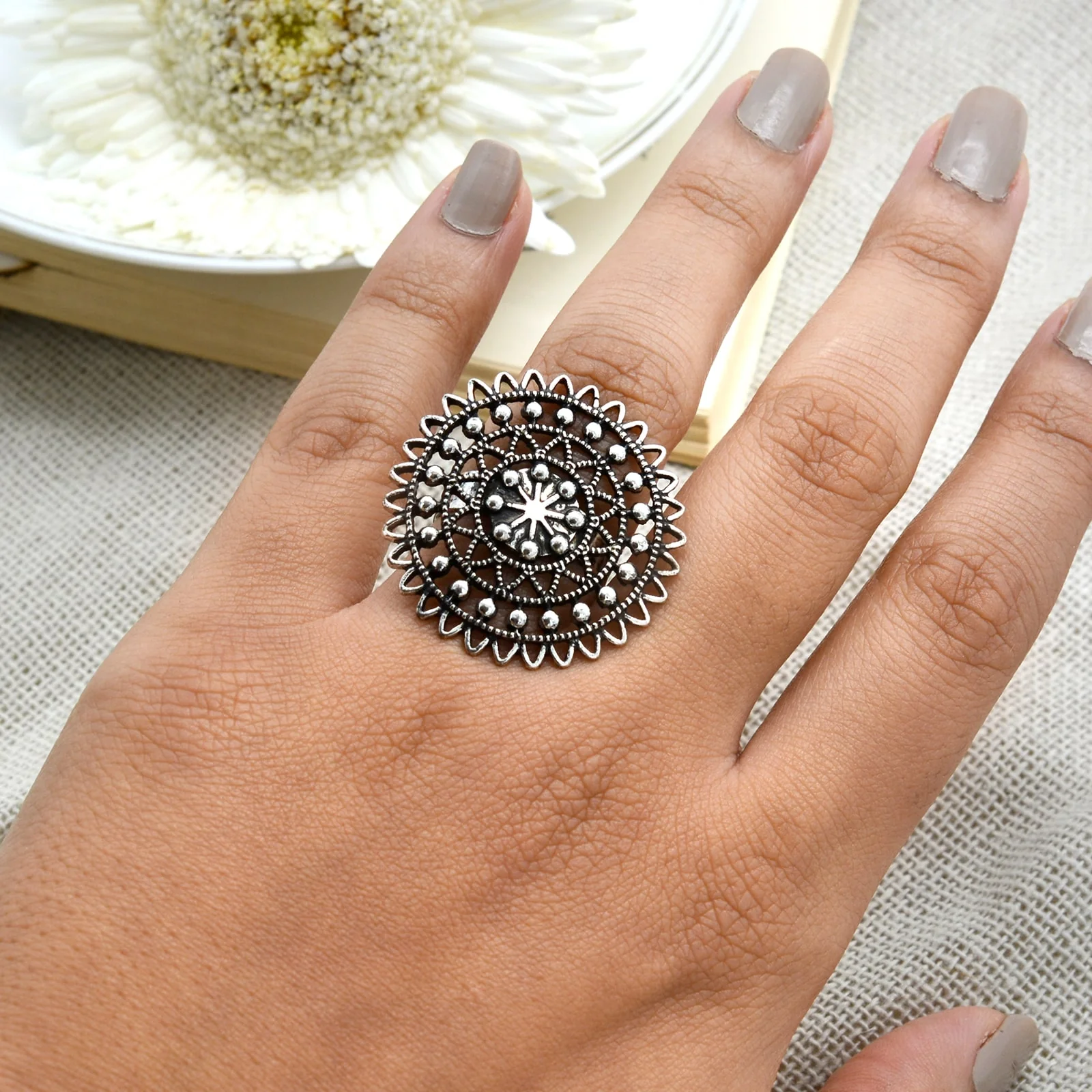 Ava Silver Oxidized Ring