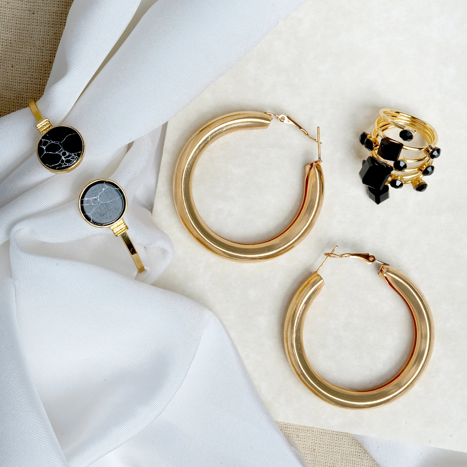 Black Truffle Jewelry Set