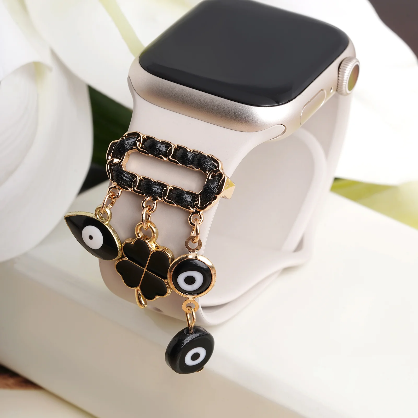 Clover Of Destiny Ring Watch Charm