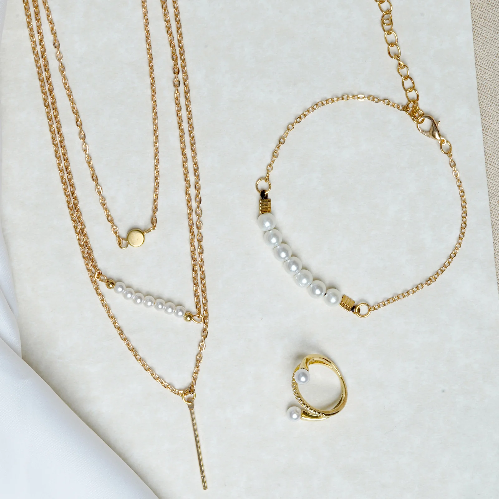 Cosmo Pearl Jewelry Set