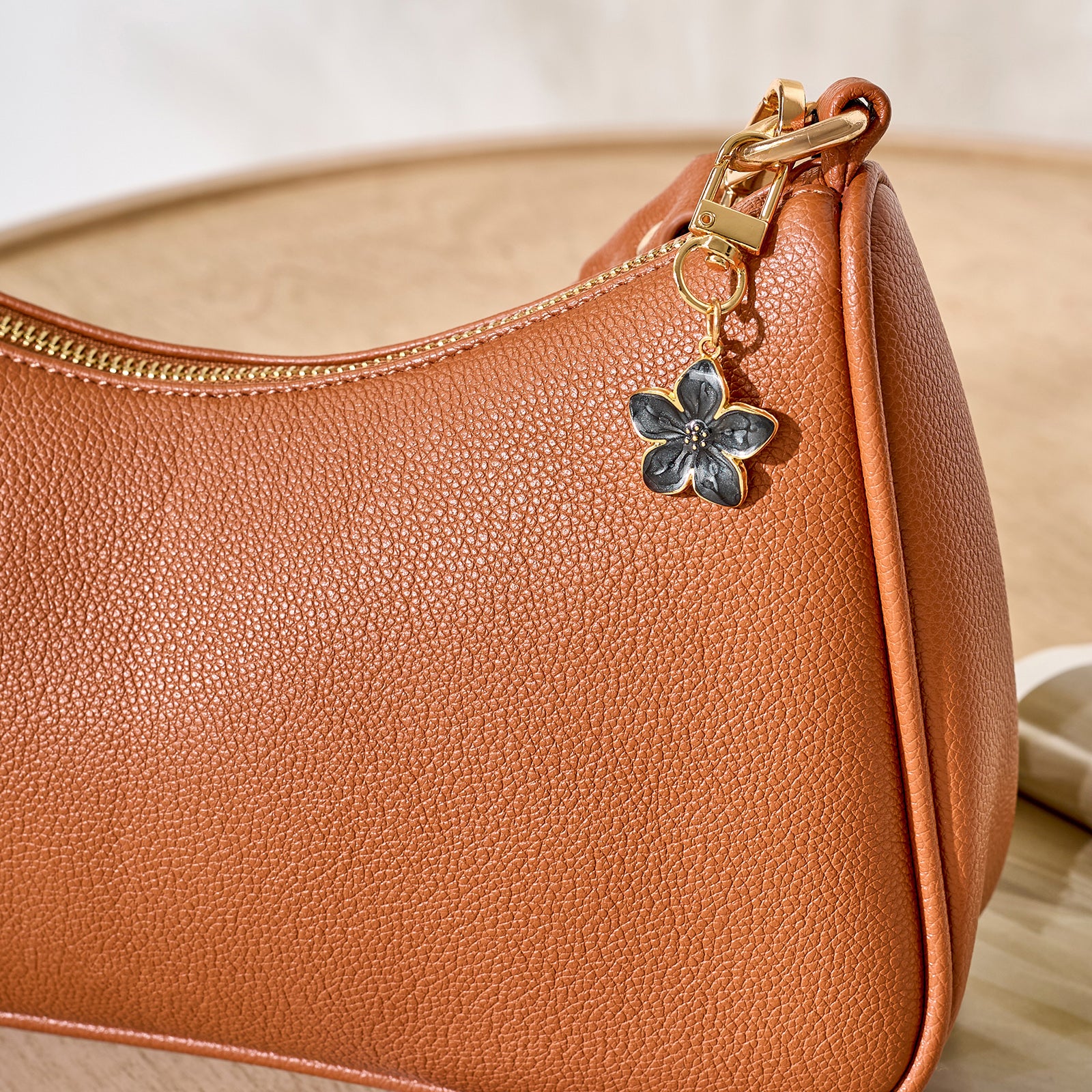 Daisy-Day Black Floral Bag Charm - Image 2