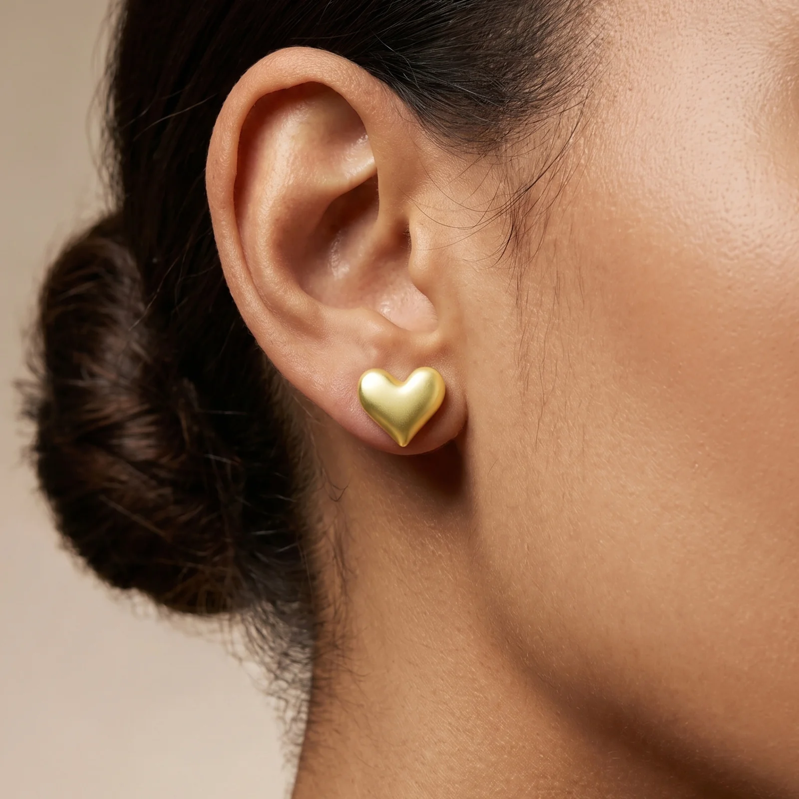 Dayna Gold Love Earrings Set - Image 2