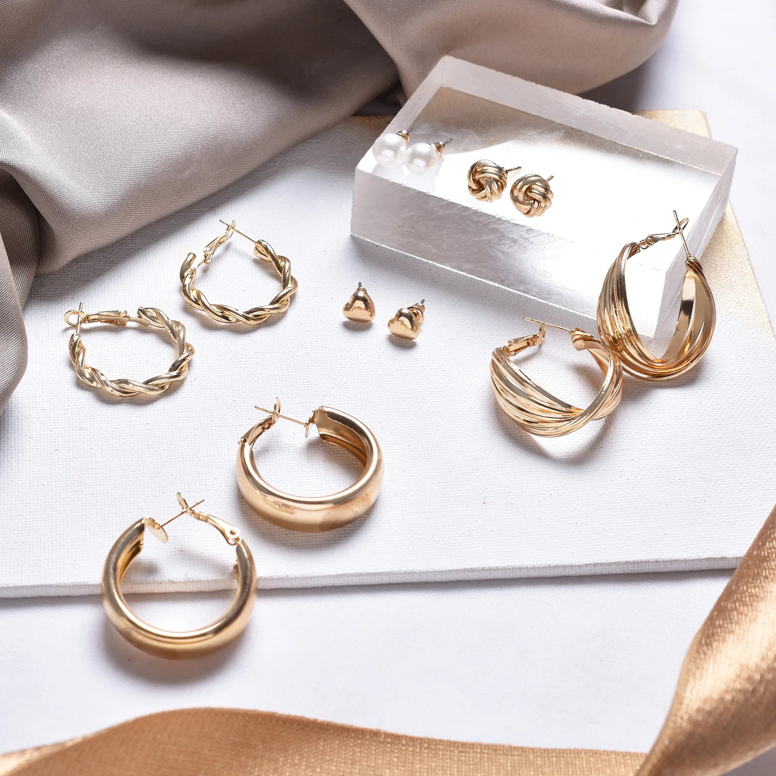 Glam in Gold Earring Set