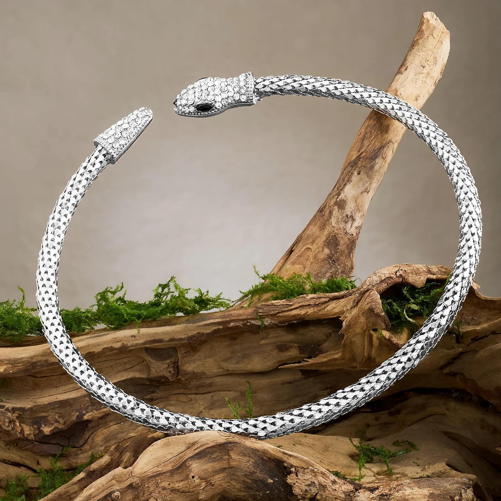 Hissé Silver Snake Necklace - Image 2