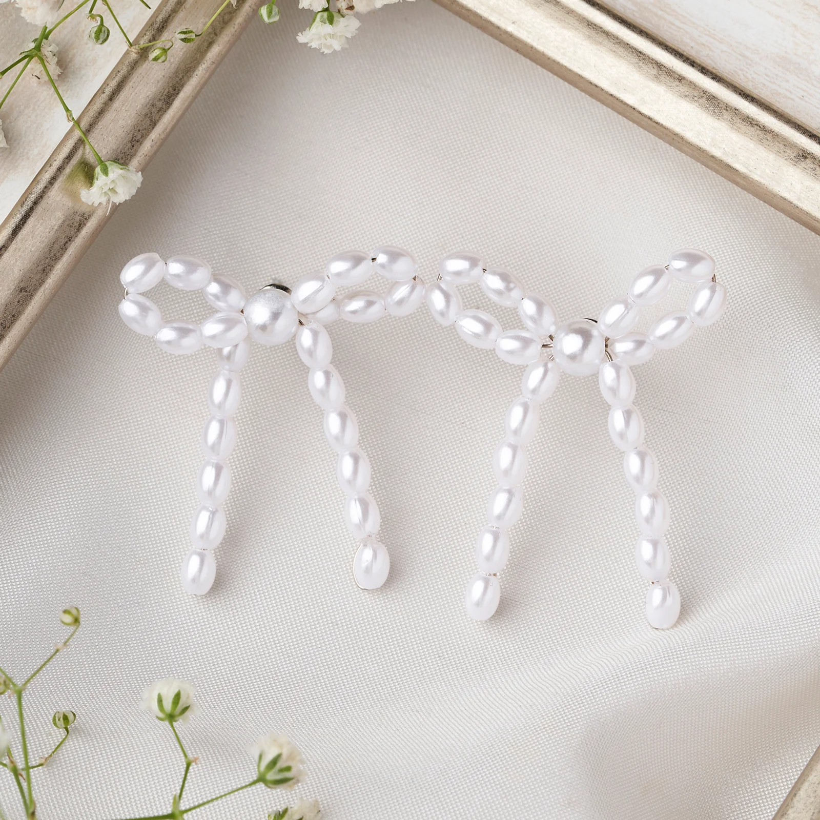 Rosine Bow Style Earring