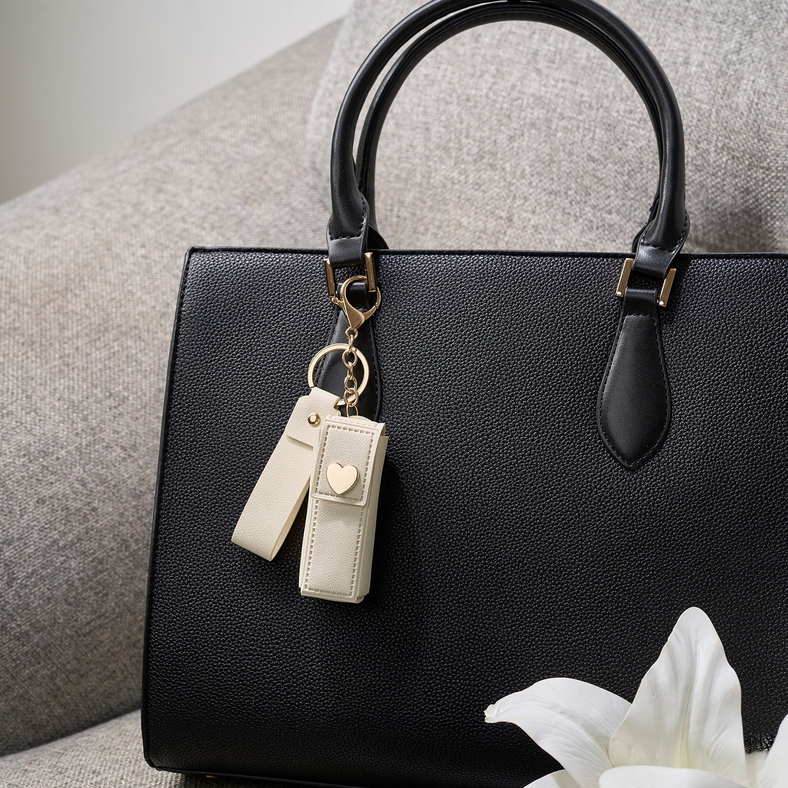 Lippy Pop Milky Bag Charm