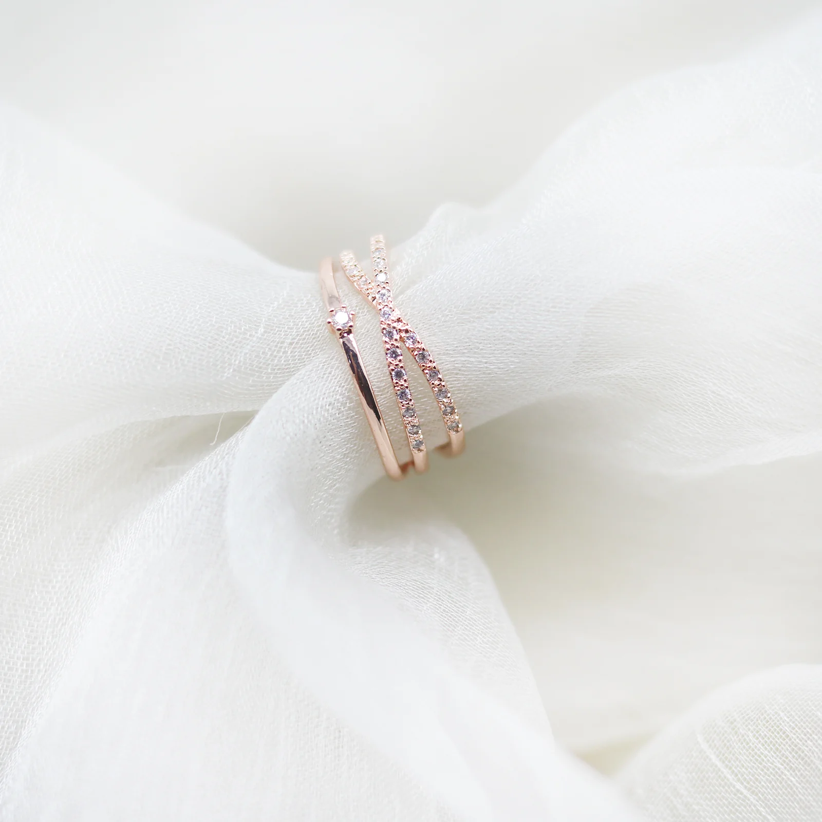 Lyril Rosegold Ring