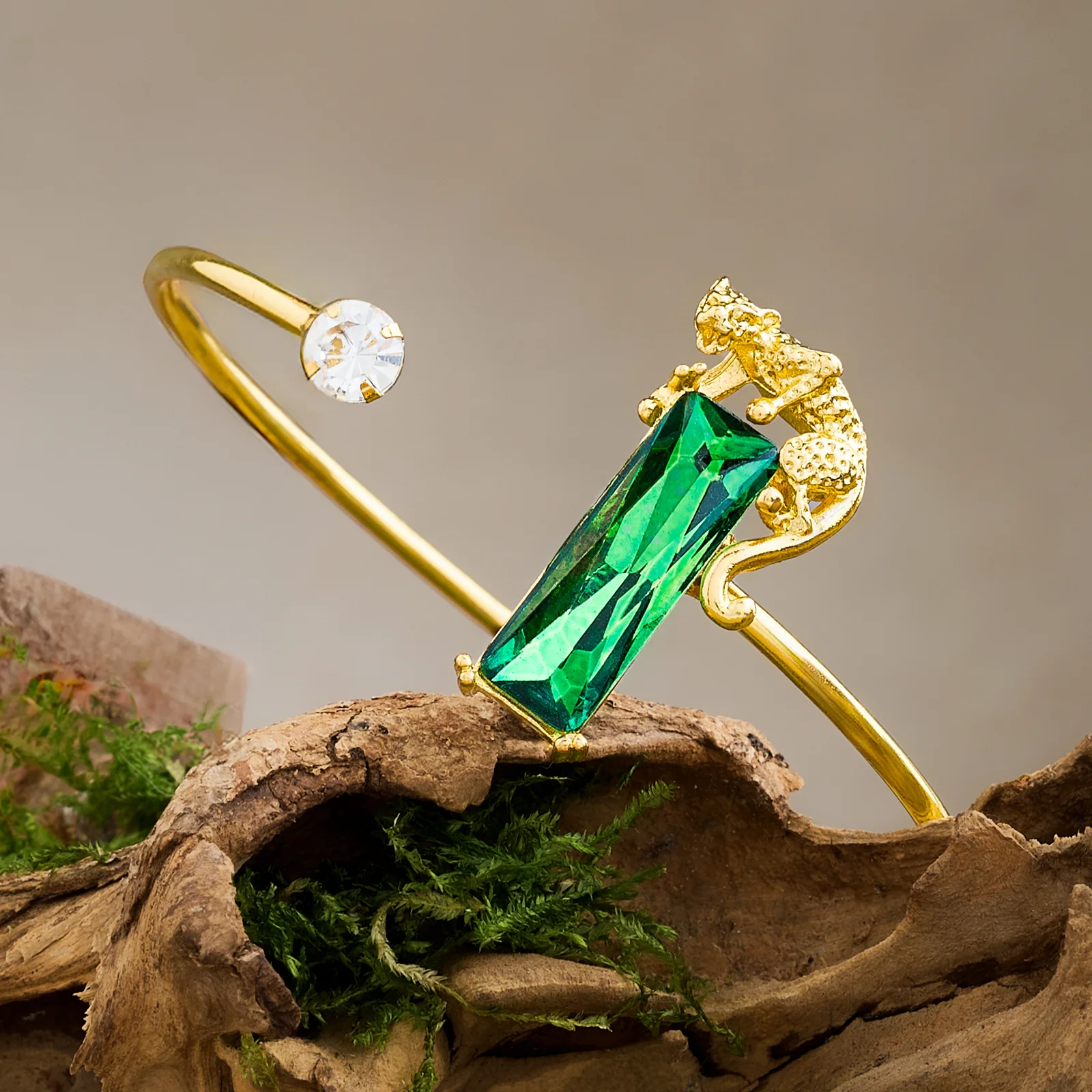 Midero Gold Panther Bracelet - Image 2