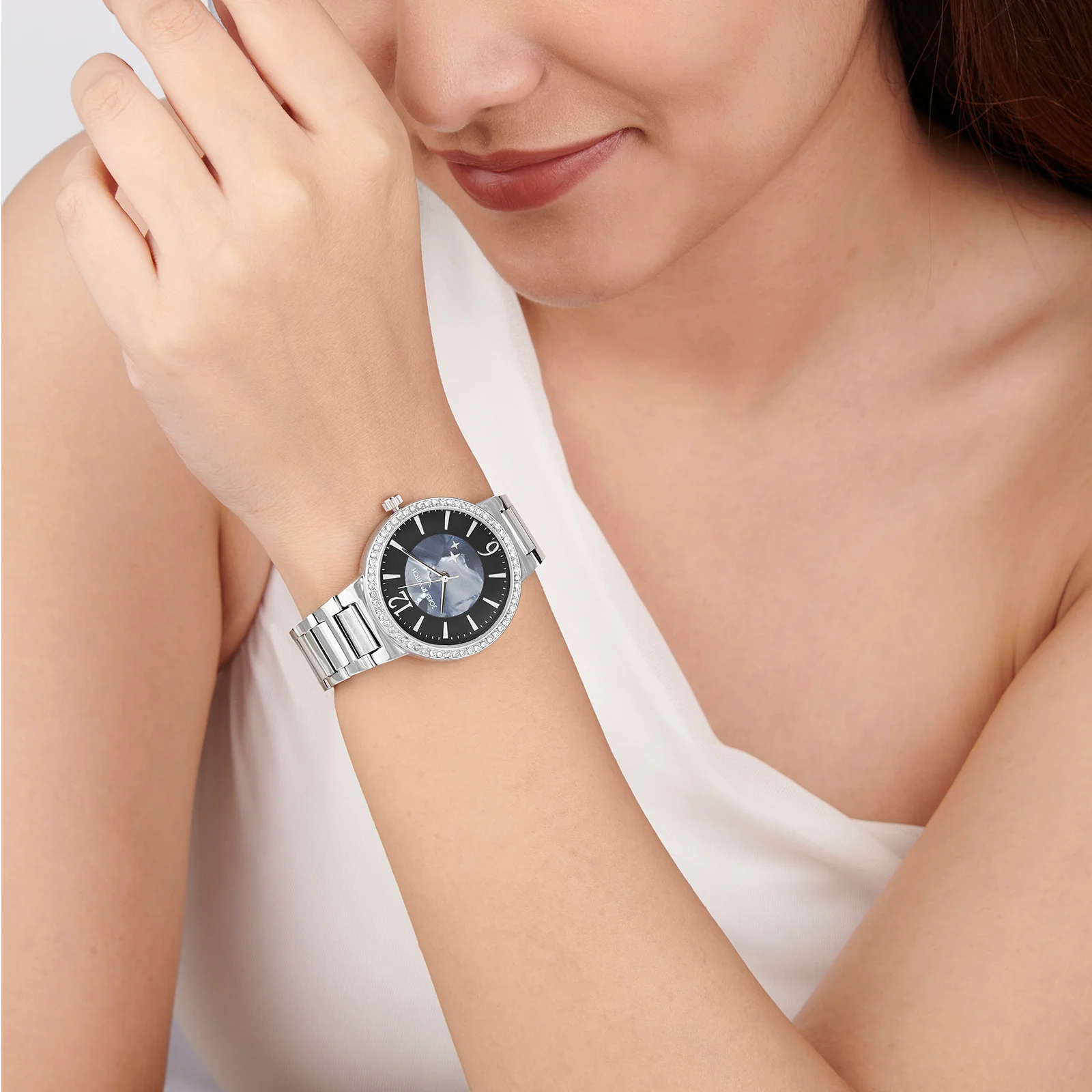 Mirage Black Medium Dial Silver Linked Chain Strap Women's Watch - Image 2