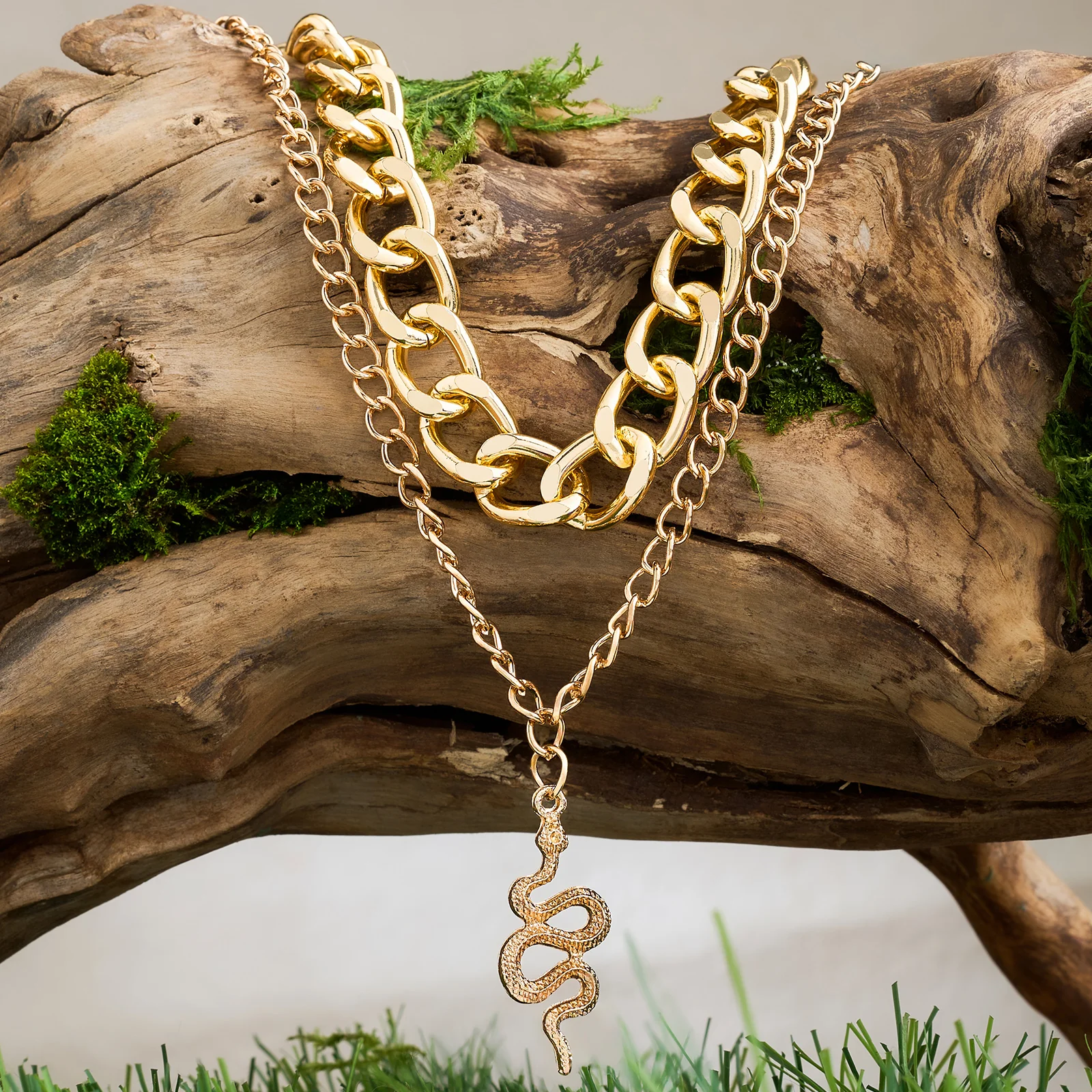 Nyxira Gold Snake Necklace - Image 2