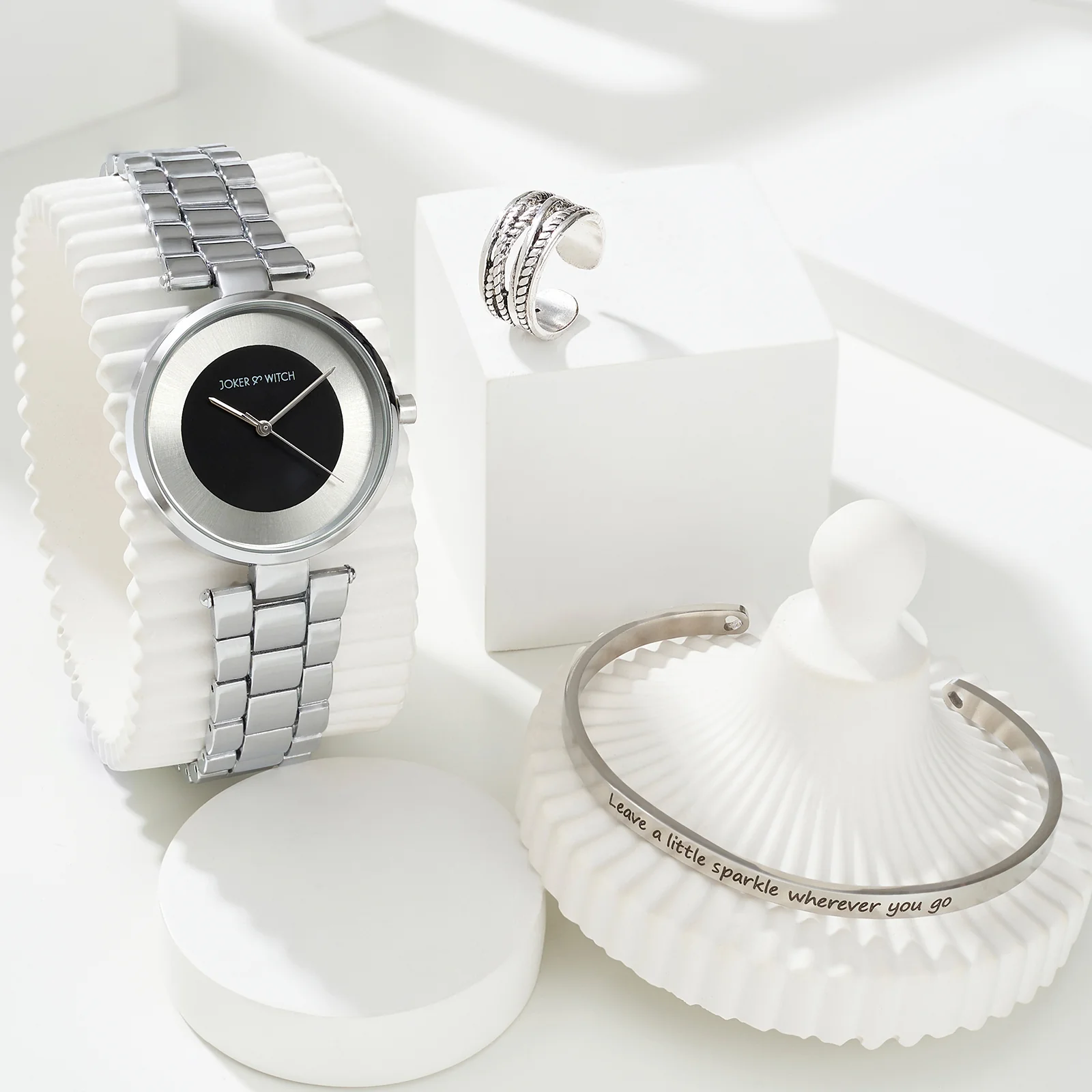 Pearlchrome Love Triangle