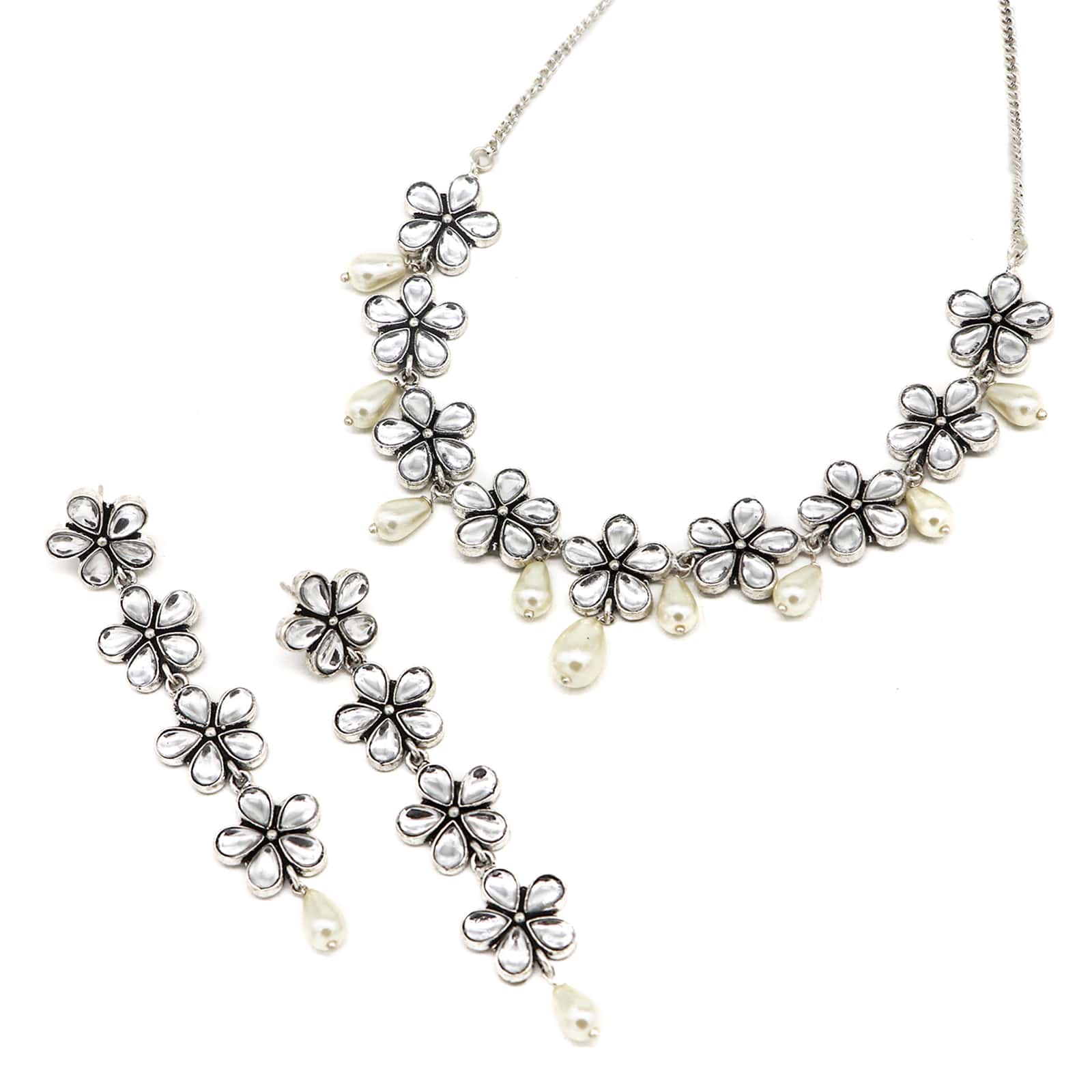 Saadhvi Silver Oxidised polki Necklace Set - Image 3