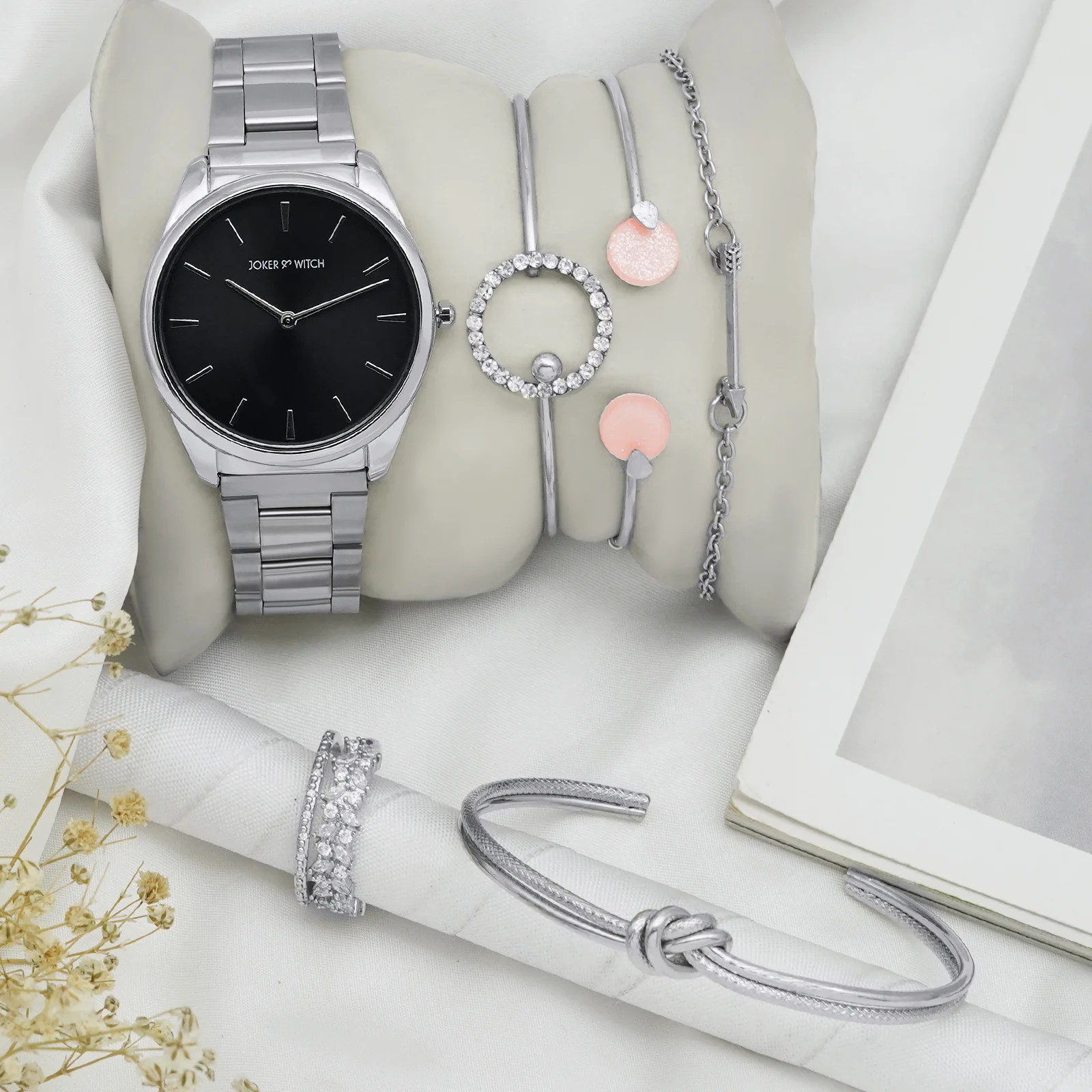 Silver Ameli Love Triangle