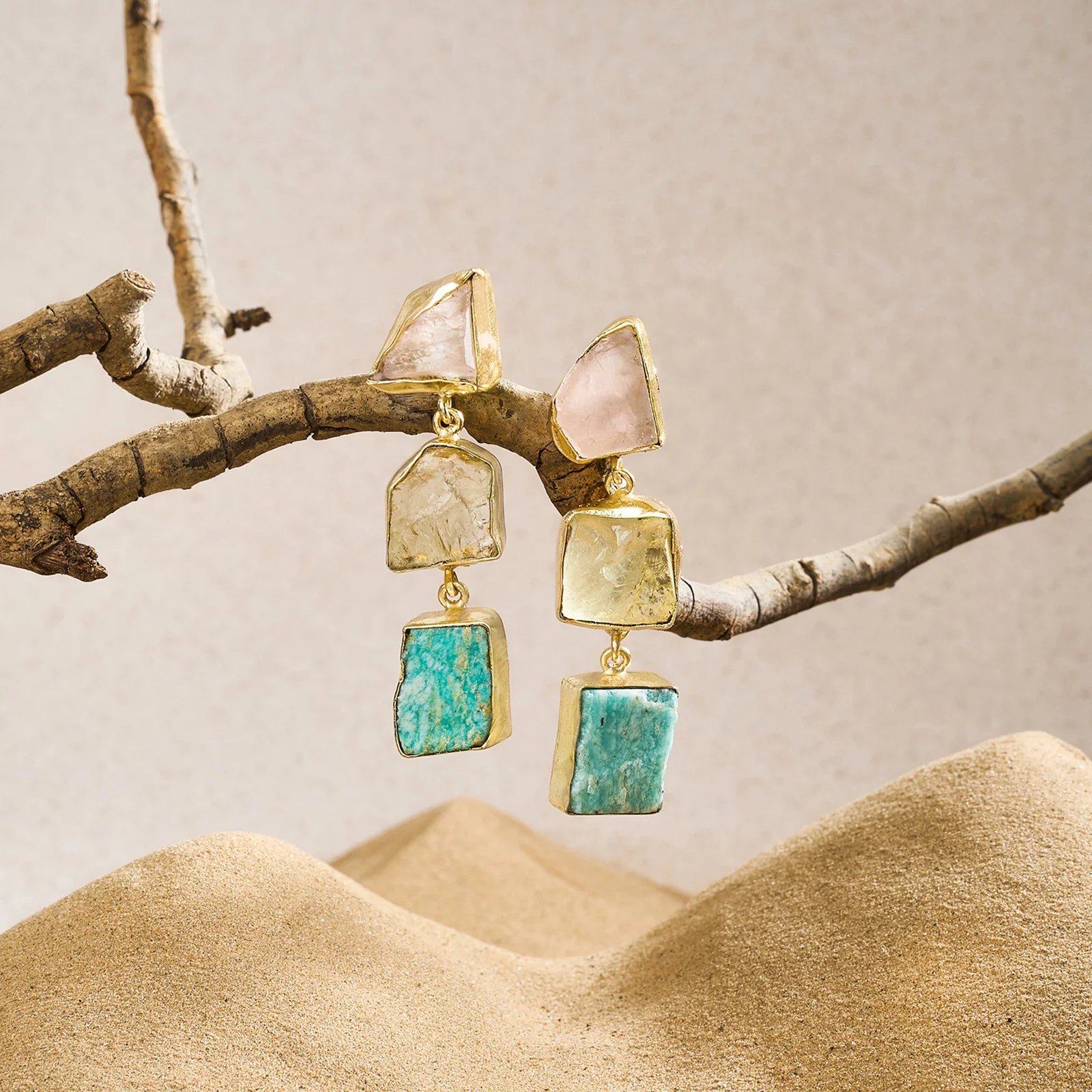 Soléa Pink Yellow Turquoise Natural Stone Danglers