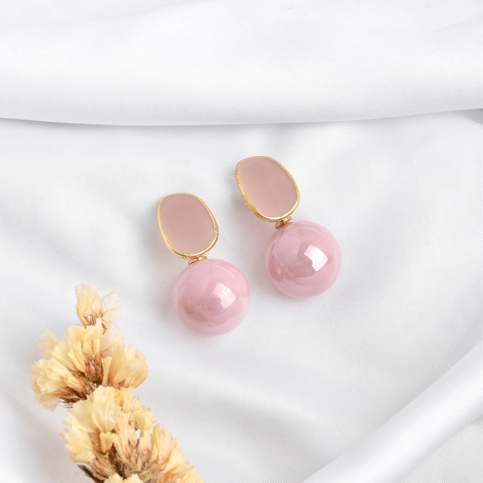 Soleil Rosegold And Pink Pearl Earring