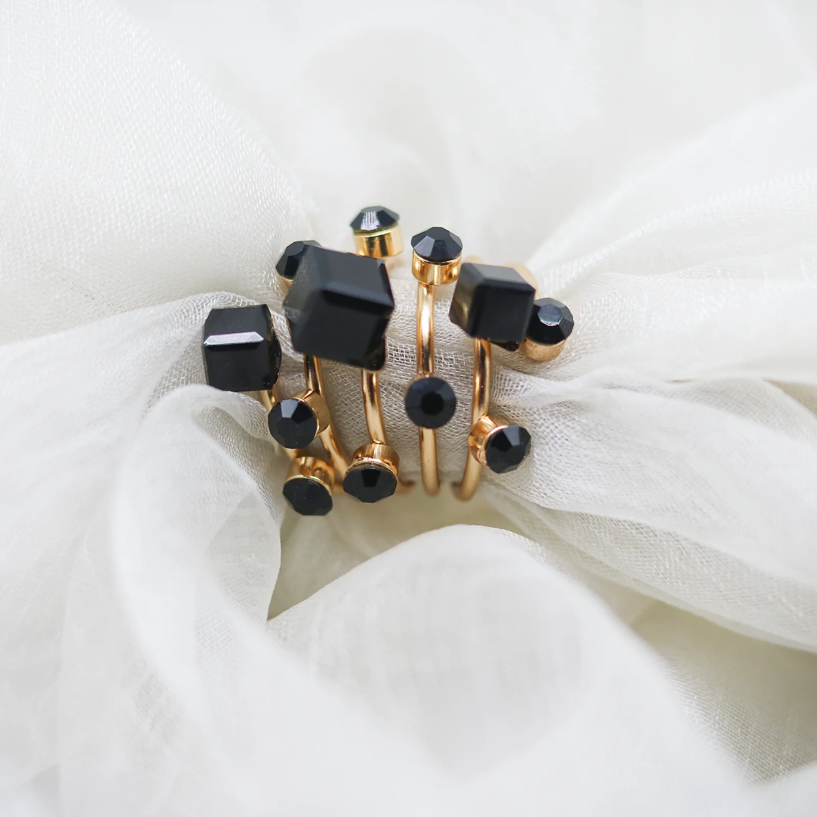 Sprinkle Black Ring