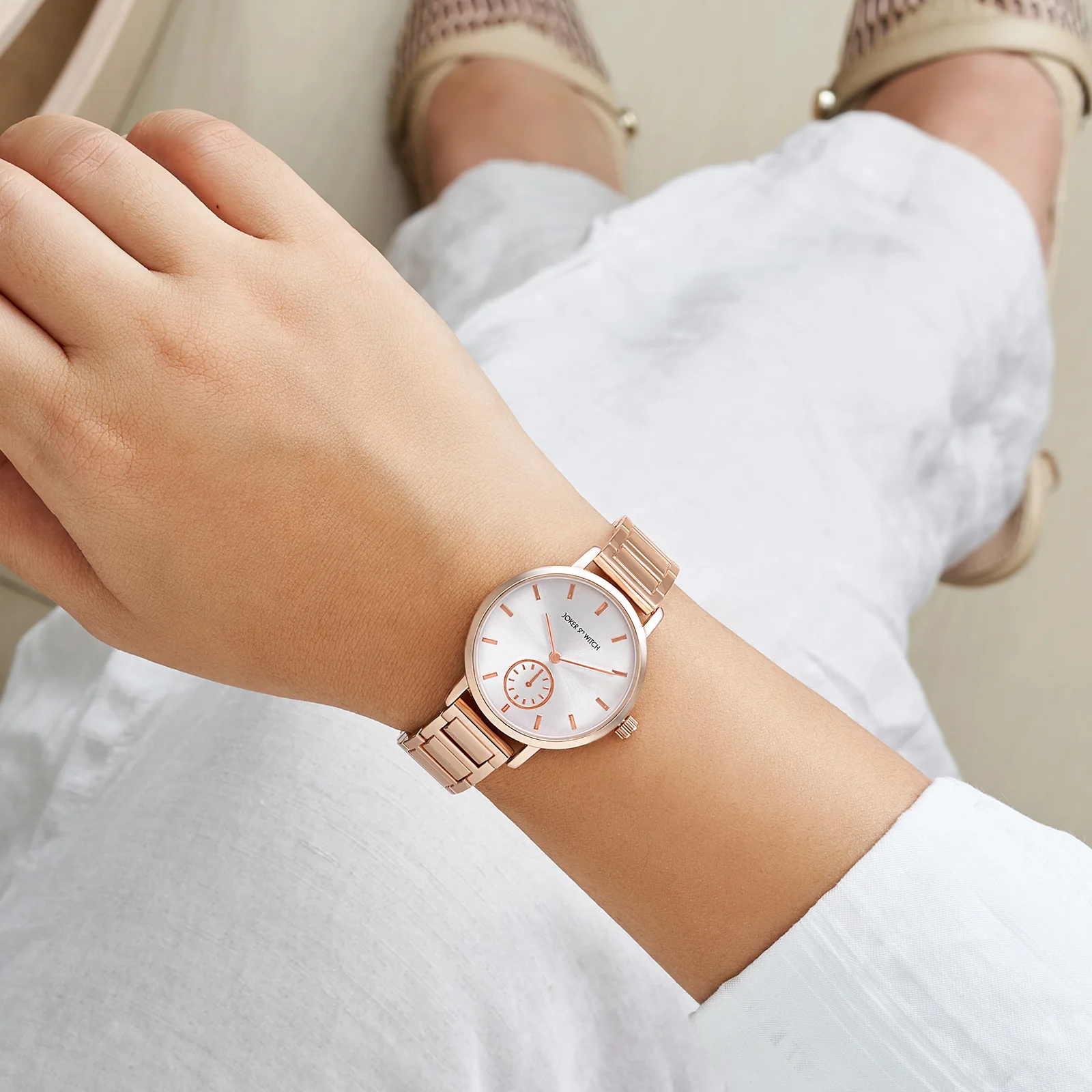 Taila Silver Medium Dial Rose Gold Linked Chain Strap Women's Watch