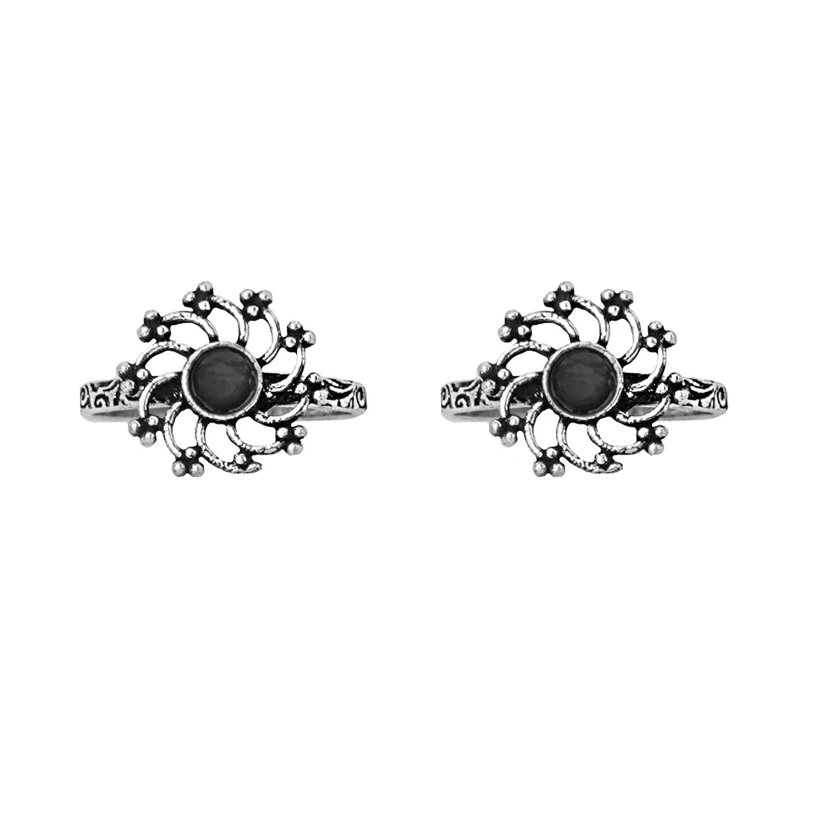 Teejh Dhrishya Black Stone Silver Oxidised Toe Rings - Image 3