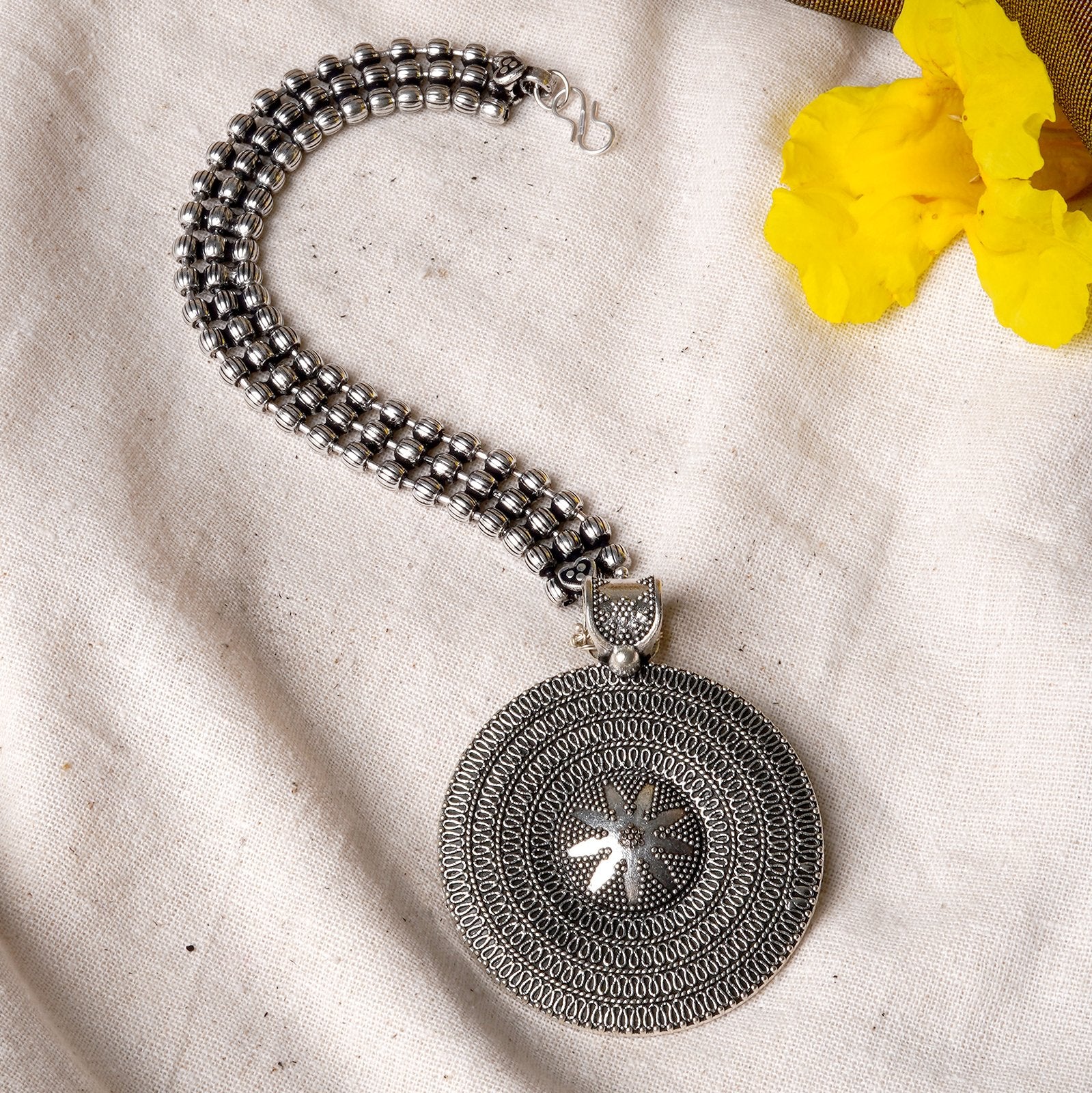 Teejh Miraya Silver Oxidised Maang Tika - Image 2