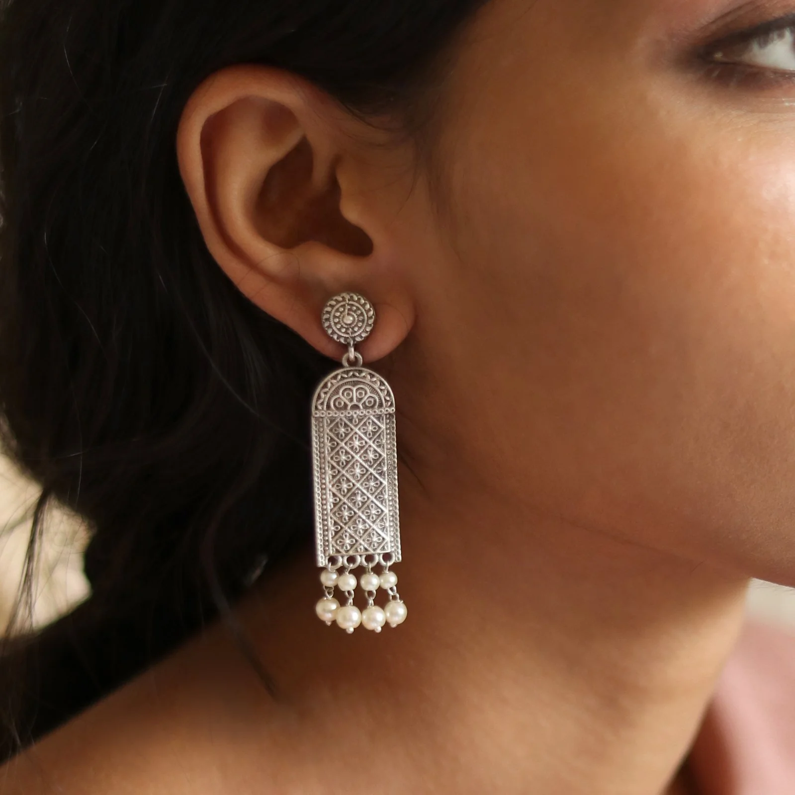 Teejh Oeshi Silver Oxidised Earrings - Image 2