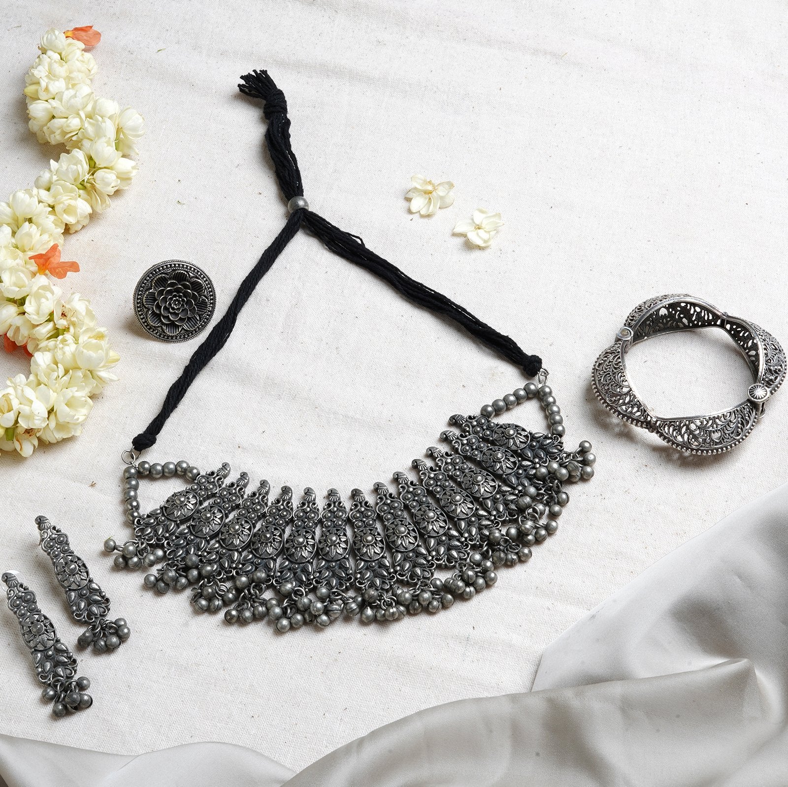 Teejh Sumira Silver Oxidised Jewelry Gift Set