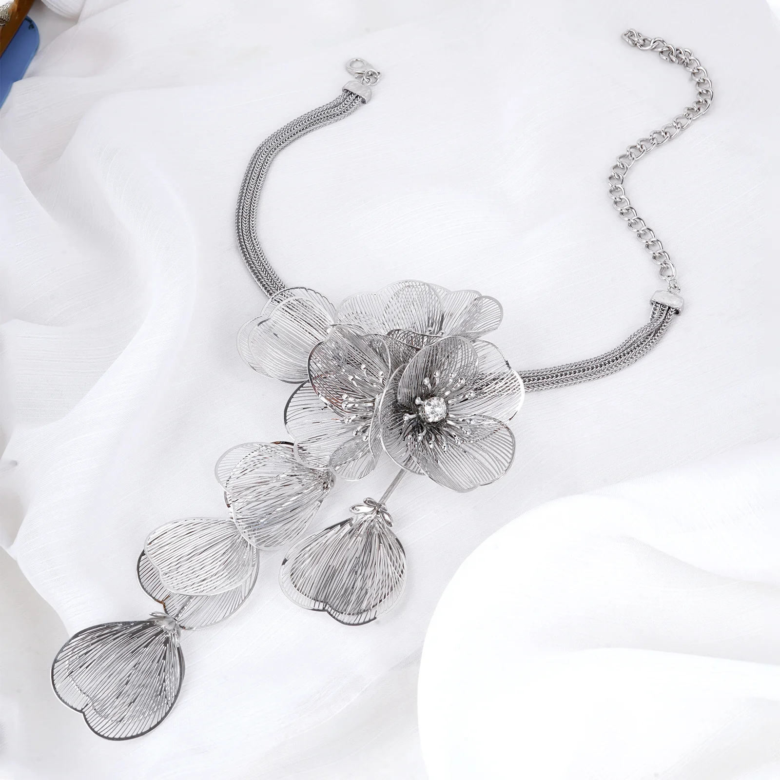 Tuliana Silver Necklace - Image 2