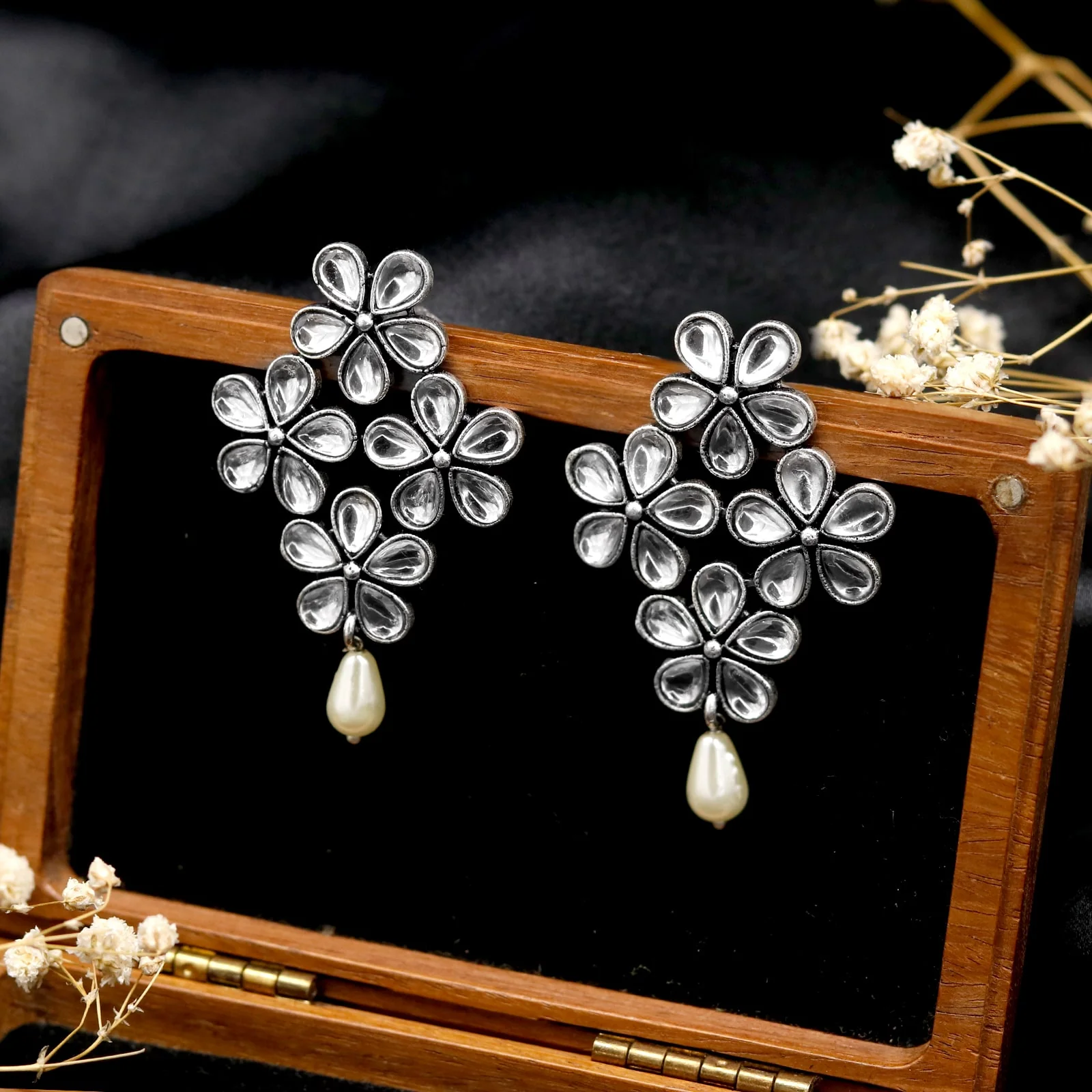 Vamika Floral Polki Silver Oxidized Earrings