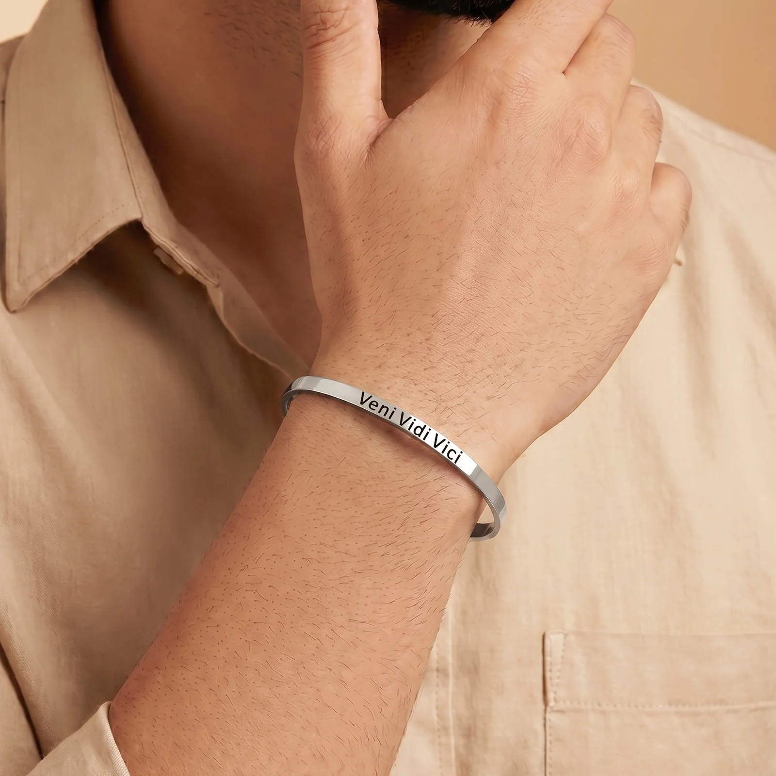 Veni Vidi Vici Silver Mantra Band - Image 3
